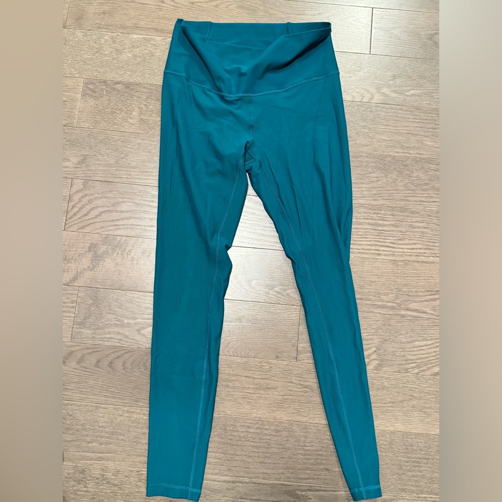 Gently used LuLulemon leggings size 10
